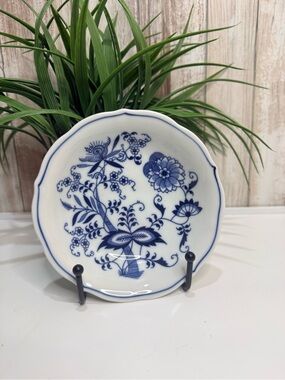 Vintage Blue Danube 5” Fruit bowl